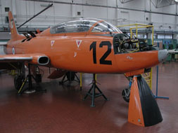 AERMACCHI MB-326