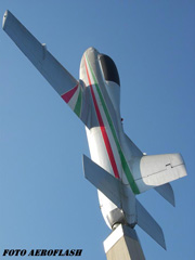 AERMACCHI MB-326