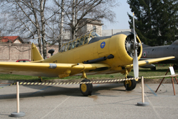 NORTH AMERICAN T-6H-2