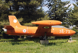 AERMACCHI MB-326