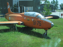 AERMACCHI MB-326